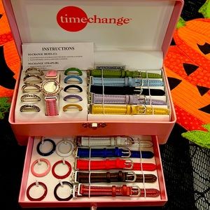 Watch with 11 interchangeable leather bands & 17 watch face decorative bezels